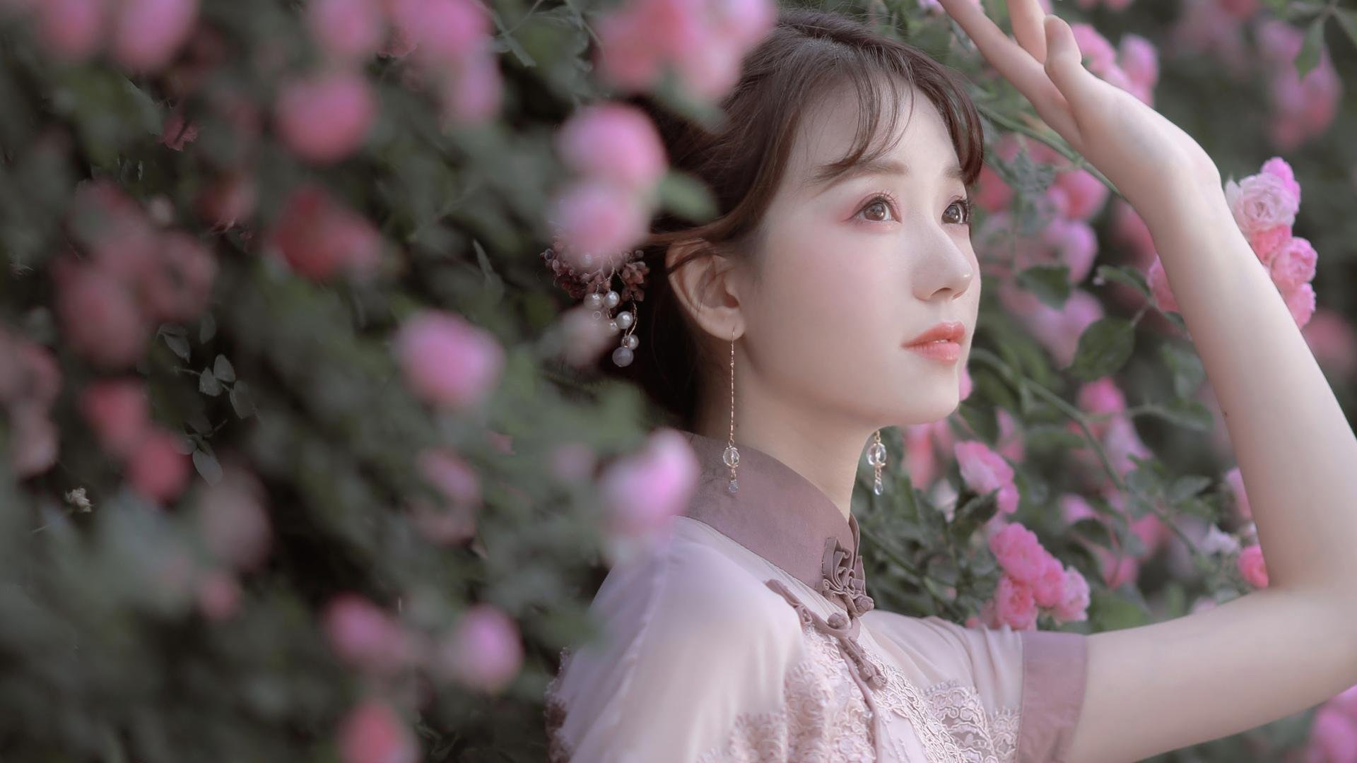 _城市夜空跑：在星光下迎接晨曦_，城市的星空,是夜晚的霓虹