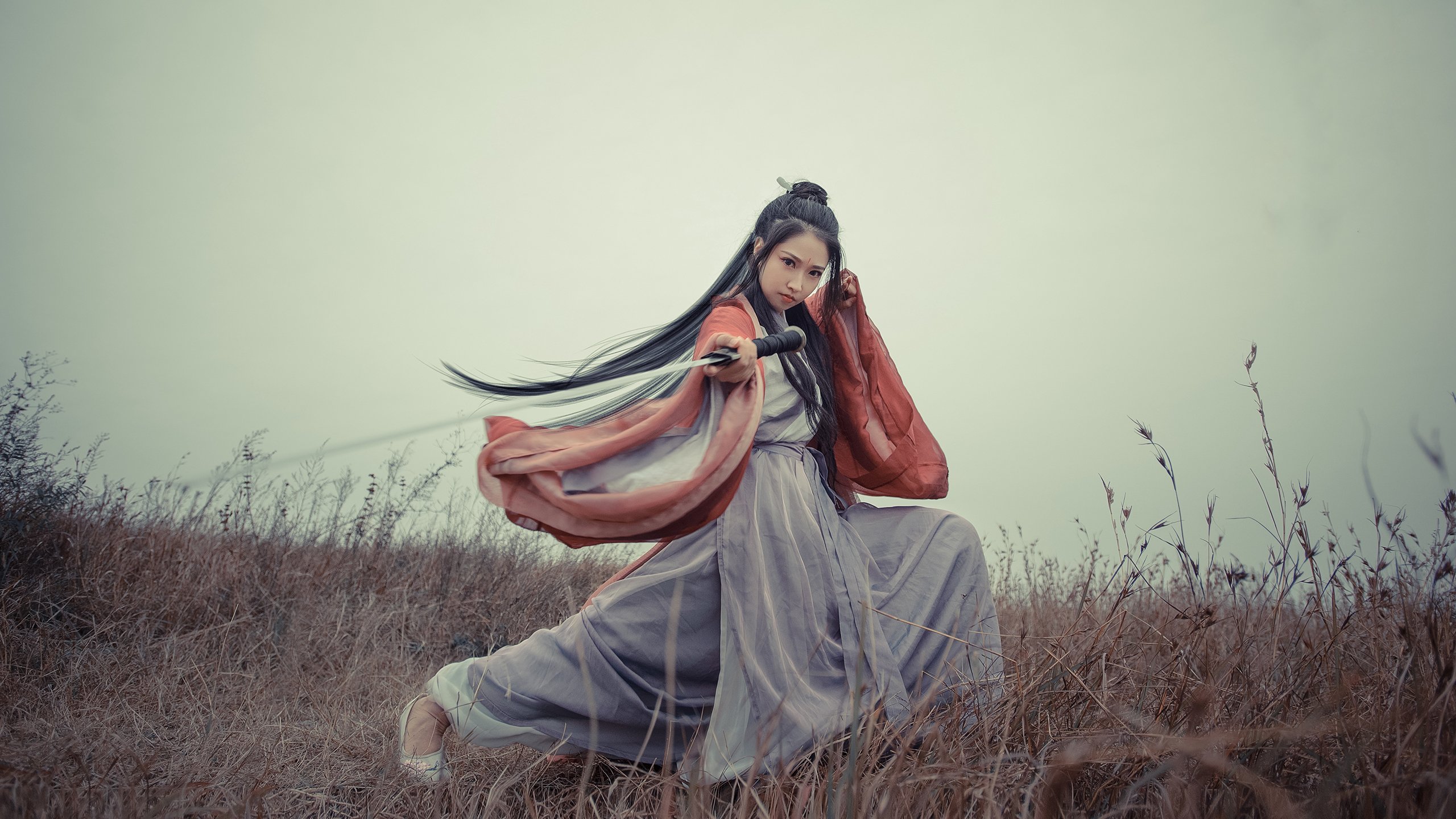 爱游戏体育官方入口-_奇才队主场迎战对手，全队奋战到底_，奇才队成员