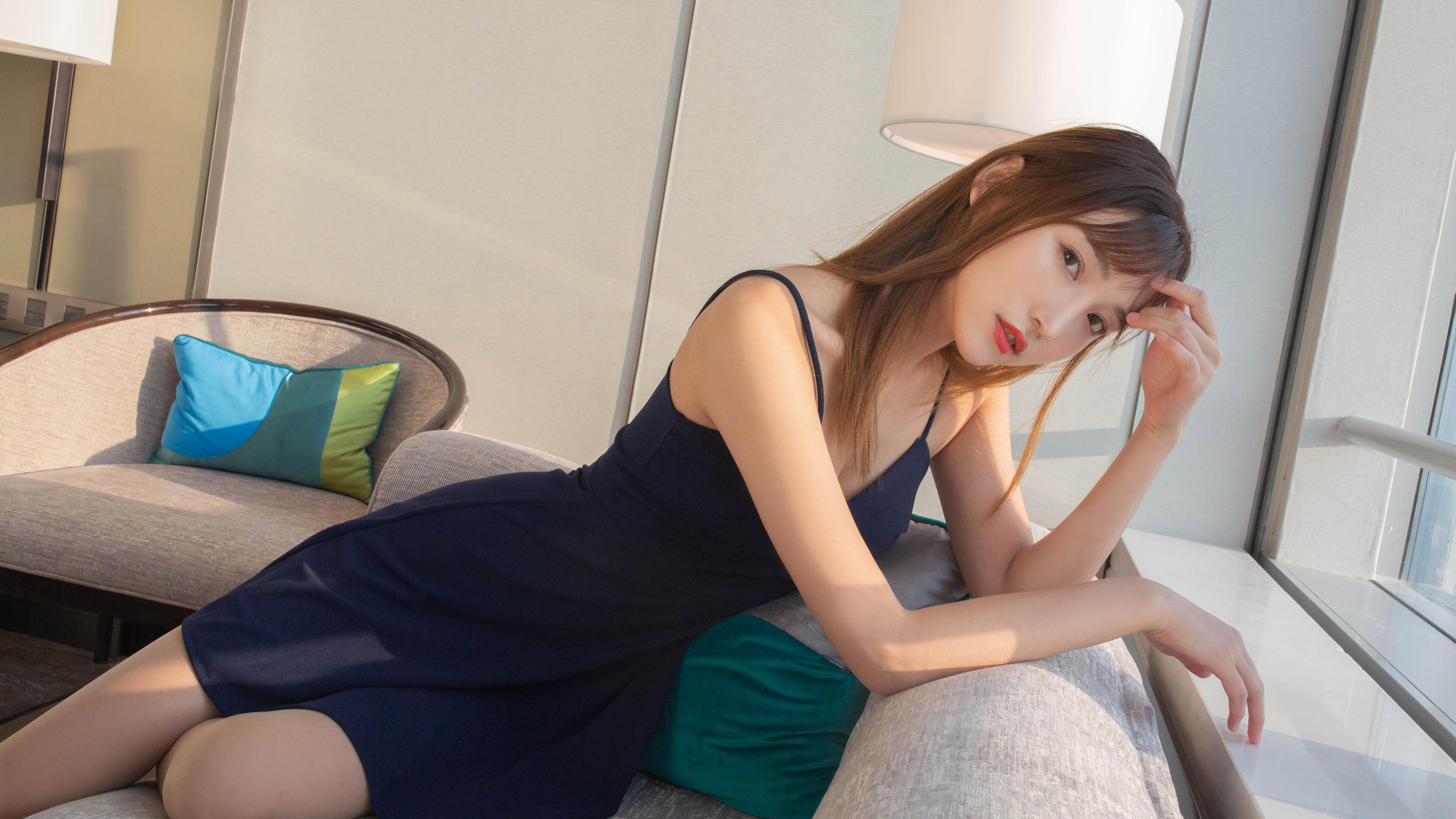 冰上碰碰车赛，冰面上的惊险乐趣，冰上碰碰车视频及报价